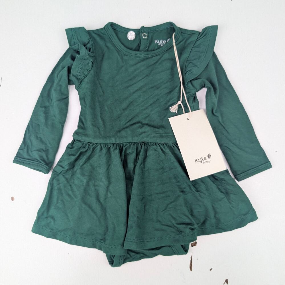 Kyte Baby Dark Green Skirted Bodysuit - 3-6 Months